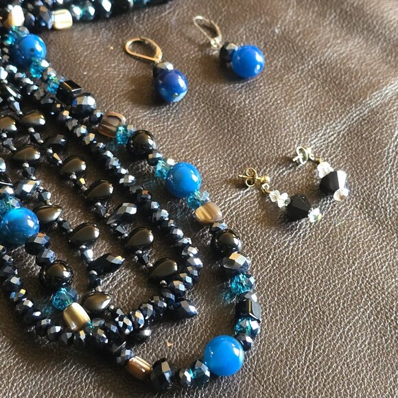 Vintage Premier Designs multi-strand beaded necklace and (2 pair) earrings SET - Picture 3 of 8